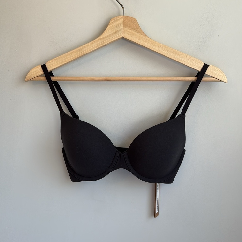 NWT Skims Fits Everybody T-Shirt Bra SZ 30D - Picture 4 of 5